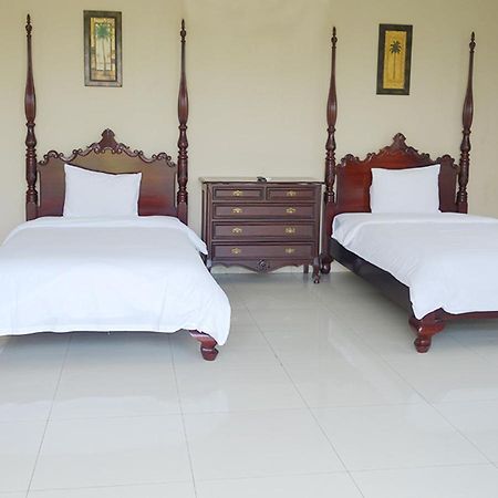 Saffron Suites Syariah Jakarta Exterior photo